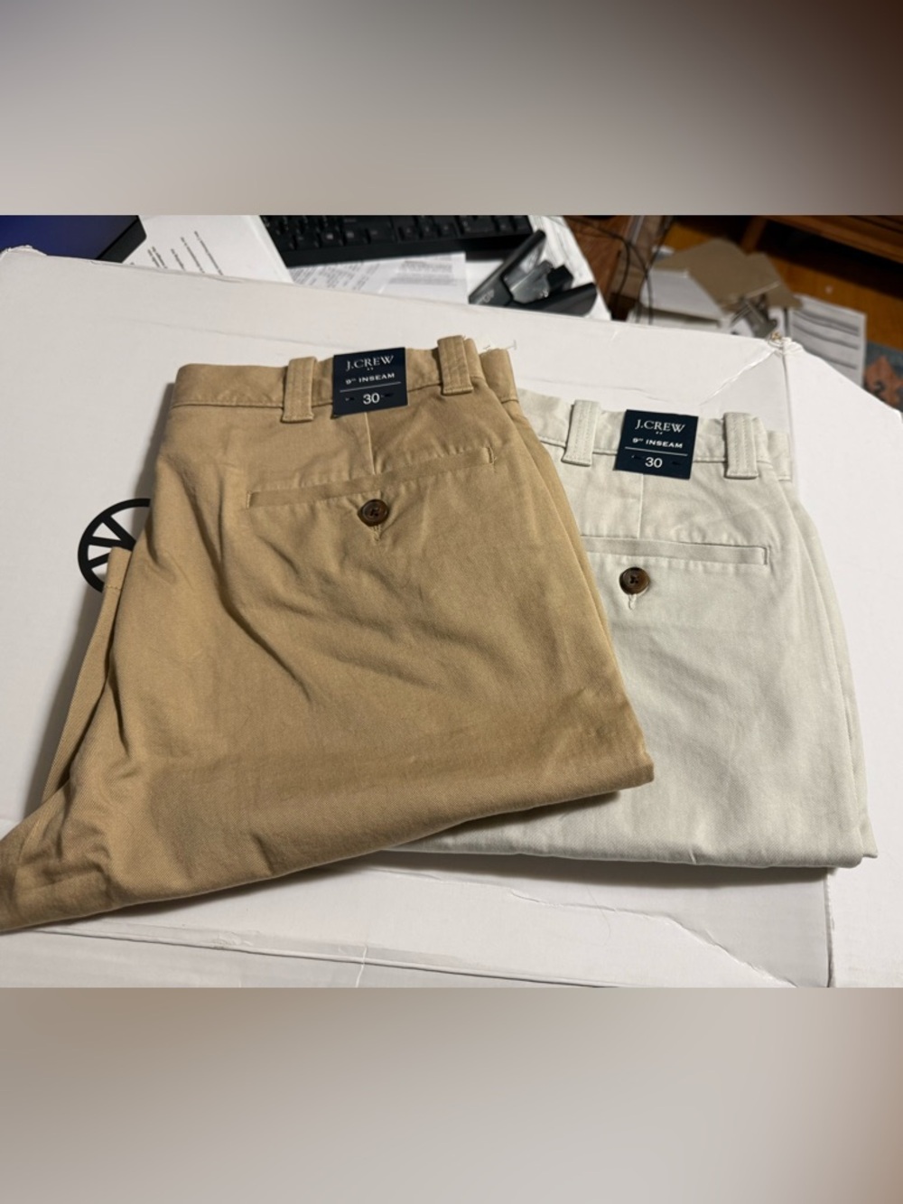 J.Crew Men's Chino Shorts - British Khaki and Stone